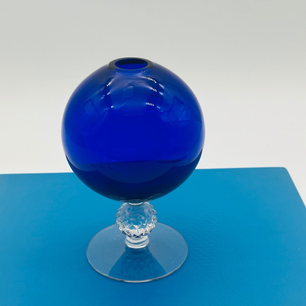 Cambridge Cobalt Blue Glass Globe Bud Vase Clear Diamond Cut Pedestal Base 6in